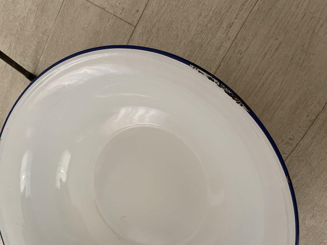 ホーロー洗面器スタンド　アンティーク　ヴィンテージ