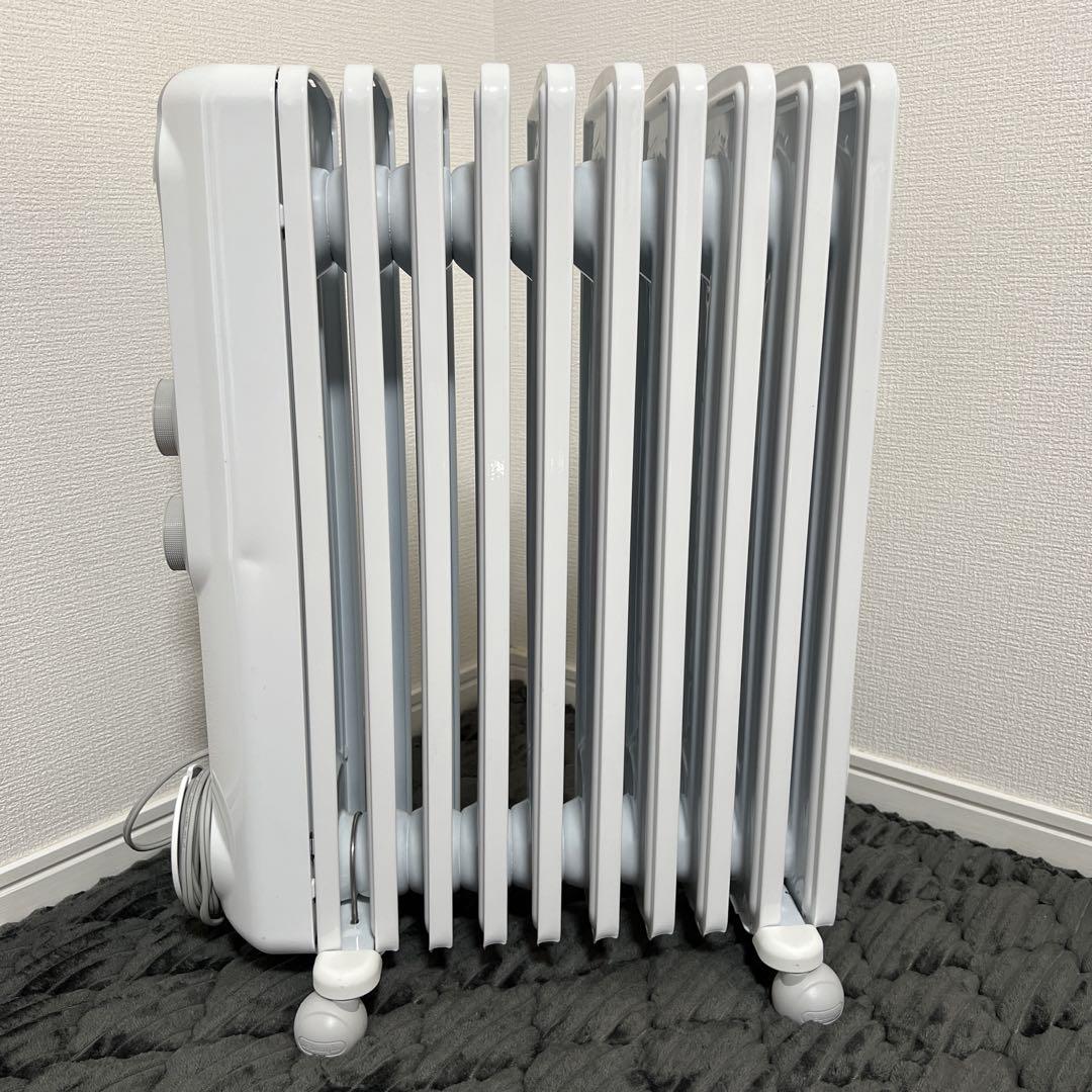 【美品】デロンギ　オイルヒーター　RHJ35M1015-LG　10~13畳用