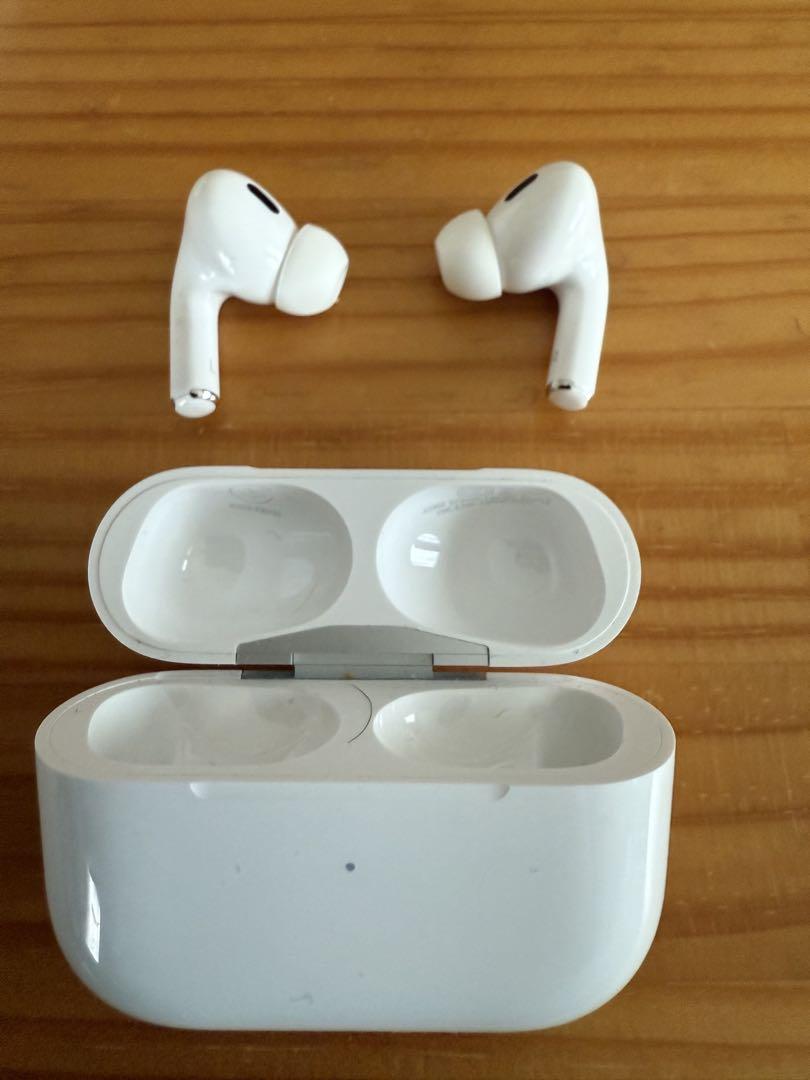 トミApple AirPods Pro (第2世代) 本体