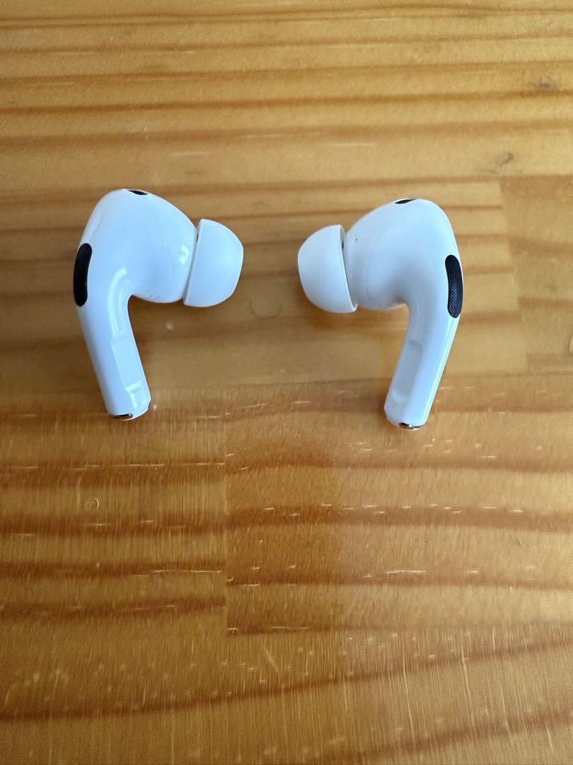 トミApple AirPods Pro (第2世代) 本体