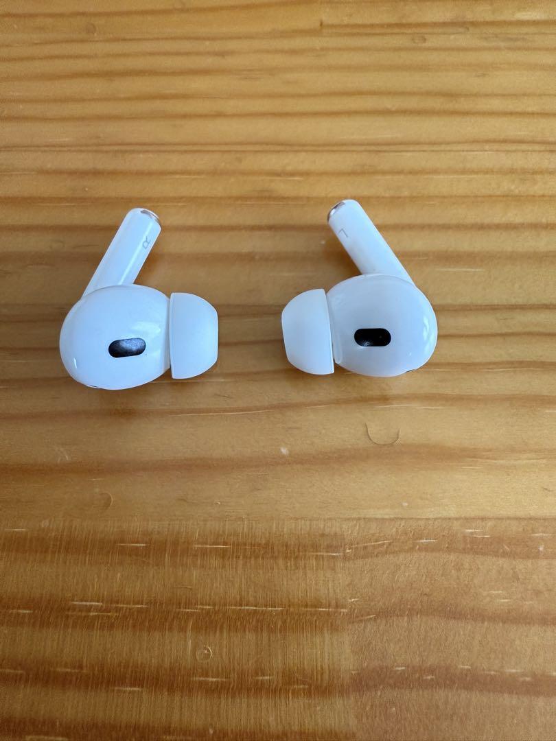 トミApple AirPods Pro (第2世代) 本体