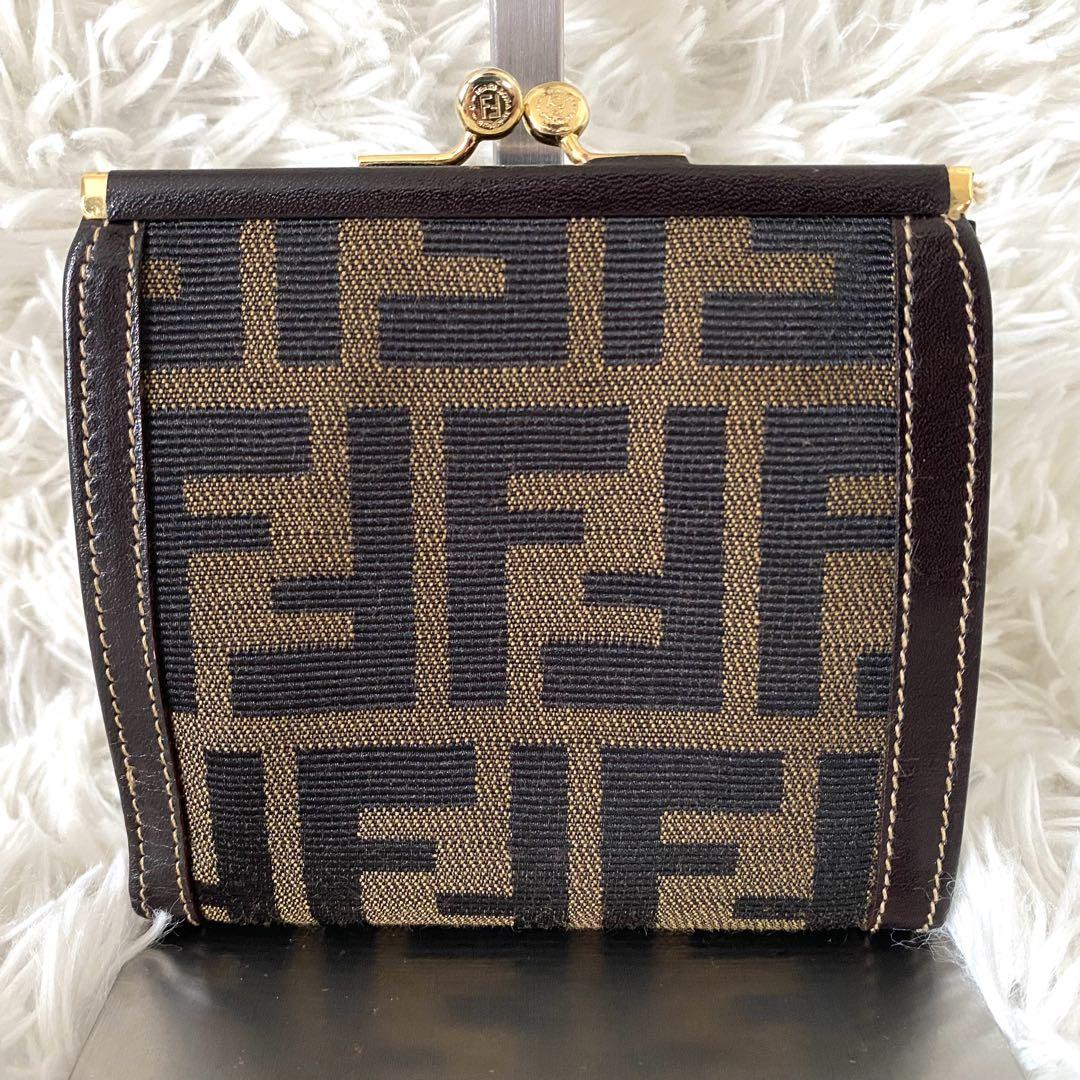 いラインアップ 美品】FENDI フェンディ がま口折り財布 ズッカ柄 キャンバス 箱 小物