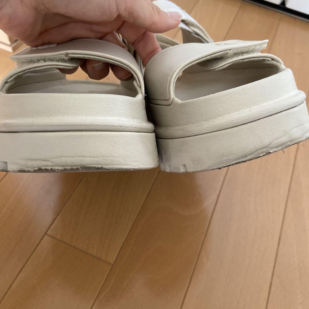 【お値下げ】アグ　ゴールデングロー　23センチ