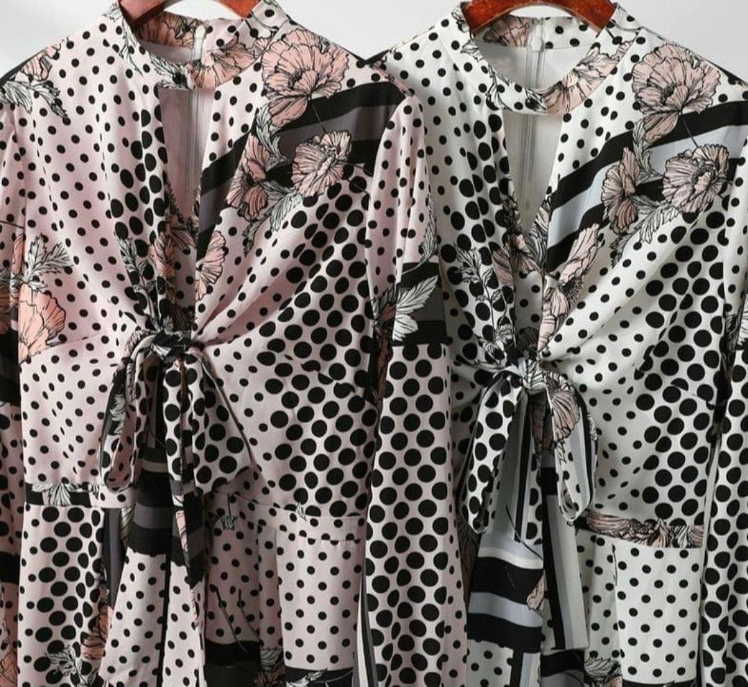 PINKY&DIANNIE 38 ラインブロックフラワープリントワンピース PINKY&DIANNIE 38 ラインブロックフラワープリントワンピース