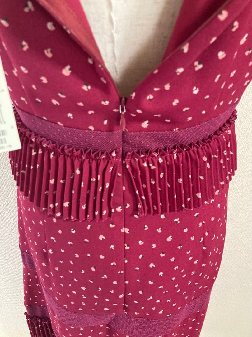 JILL STUART バーガンディ ドット柄 ノースリーブ ワンピース JILL STUART バーガンディ ドット柄 ノースリーブ ワンピース