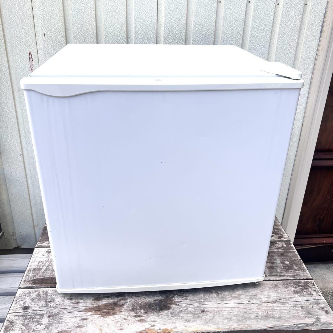 U-ING ユーイング 1ドア 冷蔵庫 小型冷蔵庫 UR-DR05J 45L⑦ Amazon | ユーイング1ドア冷蔵庫 （45L） UR-DR05J-W
