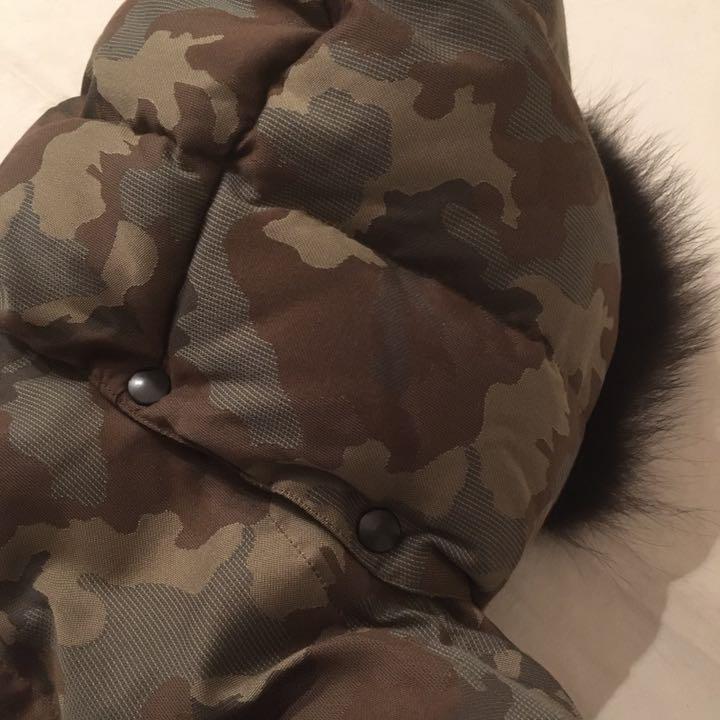 デュベティカ カモ 迷彩 ダウンジャケット
