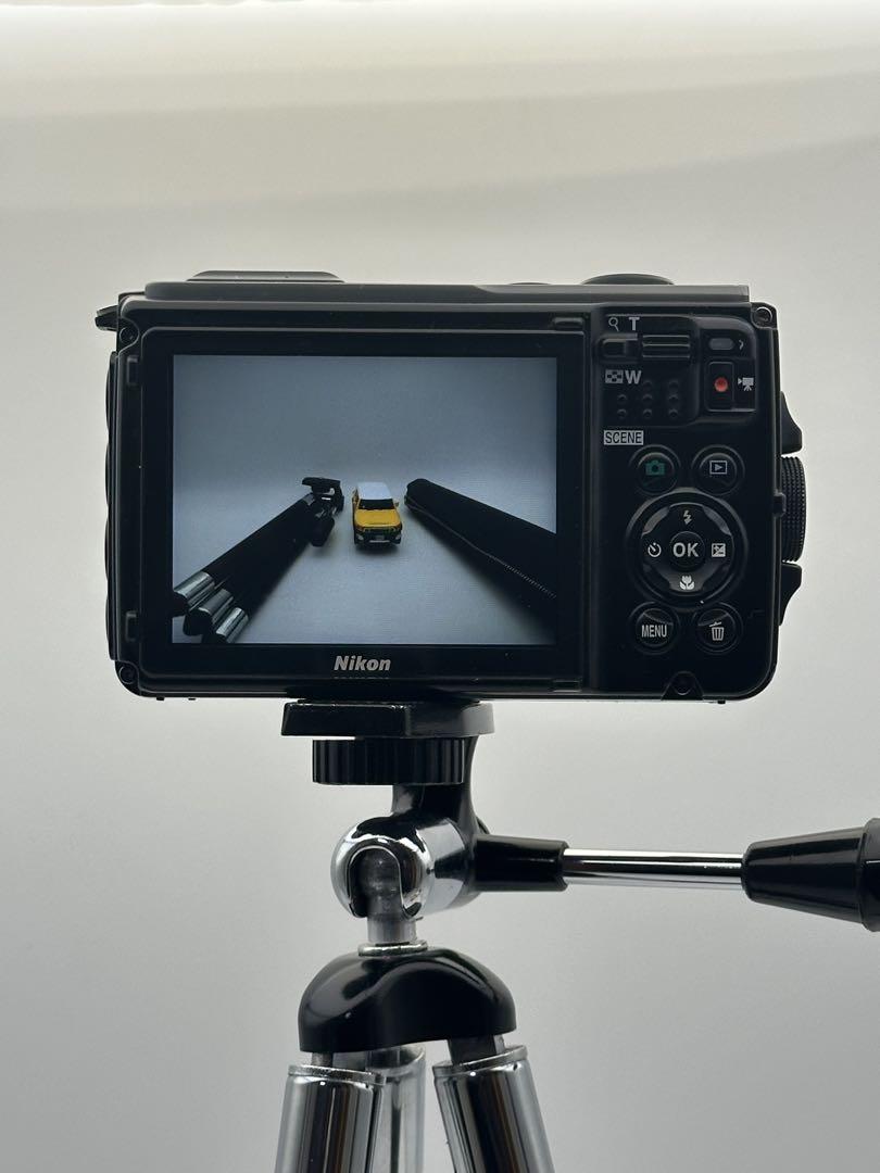 Nikon COOLPIX W300 デジタルカメラ 三脚付き