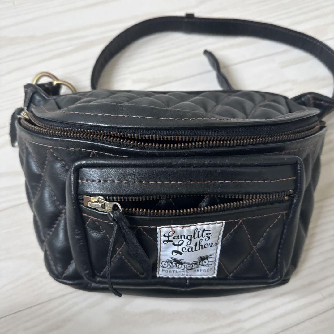 Langlitz Leathers ブラック ボディバッグ