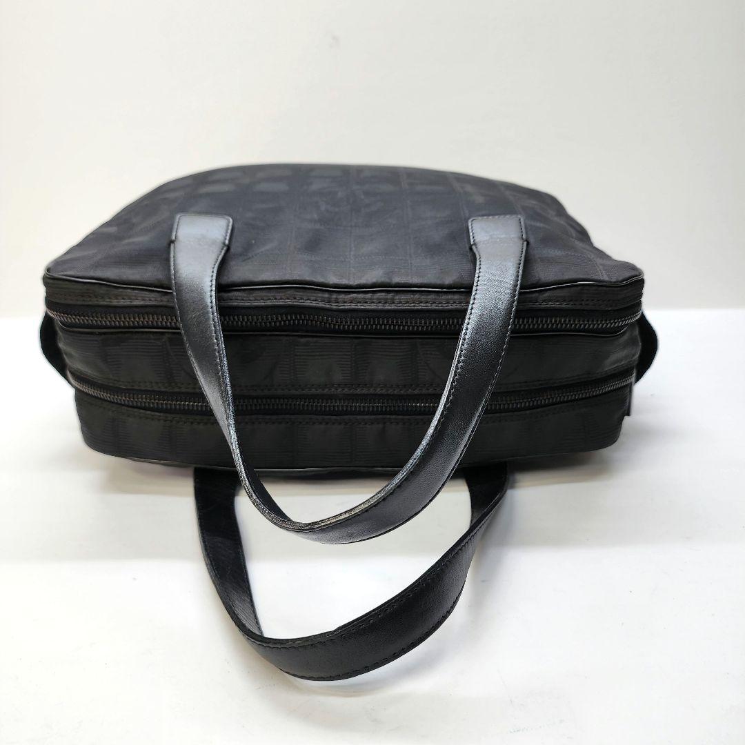 【美品】CHANEL シャネル ニュートラ バッグ ブラック レディース