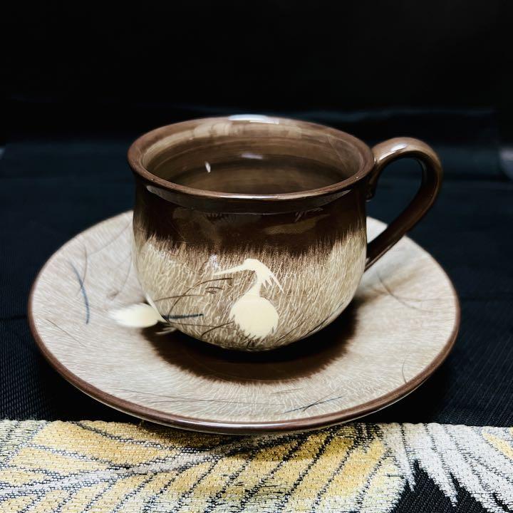 美しい
現川焼 白鷺刷毛 貫入 カップ&ソーサー 1客 食器 美しい
現川焼 白鷺刷毛 貫入 カップ&ソーサー 1客 食器