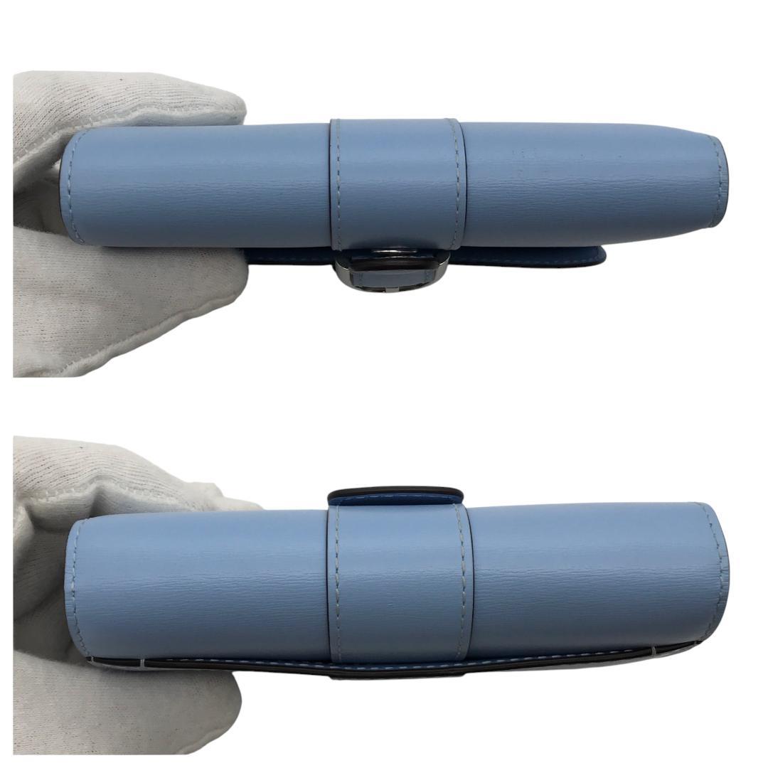 DELVAUX デルヴォー