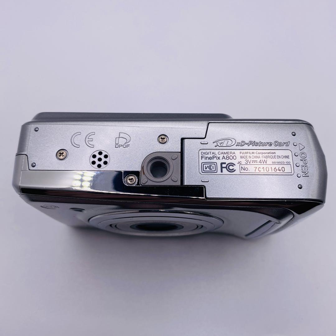 FUJIFILM finepix A800 デジタルカメラ　単三電池使用