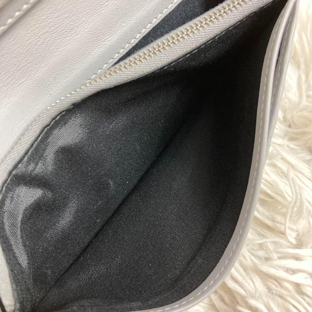 2つ折りウォレット 長財布