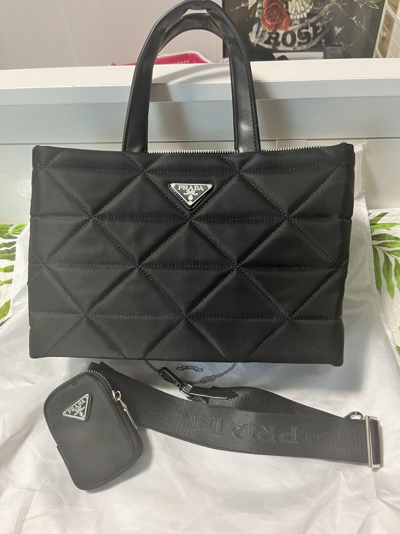 PRADA ブラック キルティング トートバッグ - メルカリ
