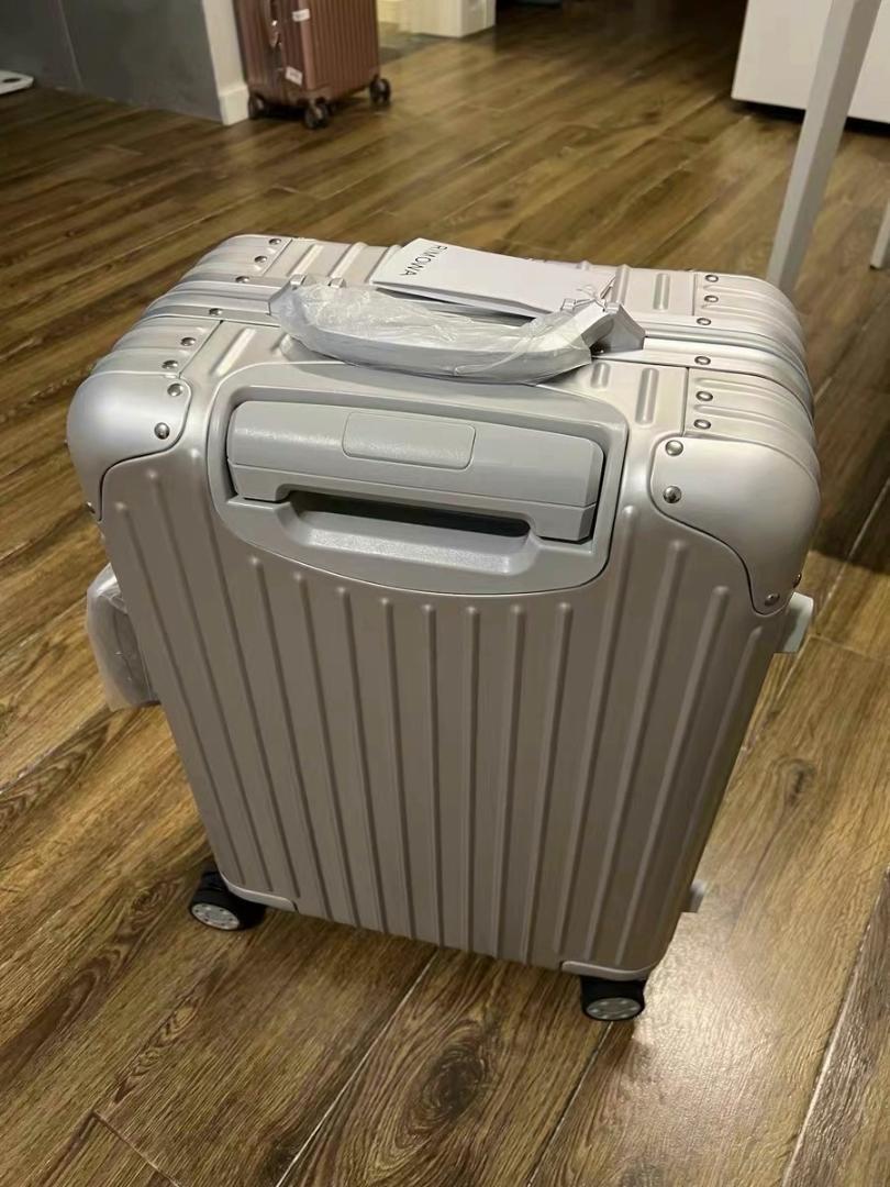 リモワ スーツケース オリジナル 36L 機内持ち込み可