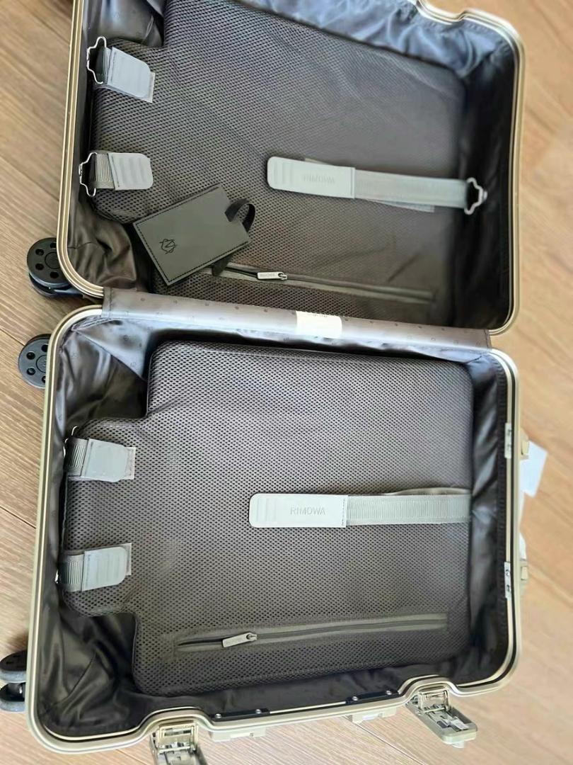 リモワ スーツケース オリジナル 36L 機内持ち込み可