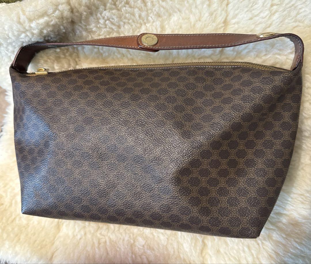 美品 CELINE セリーヌ ハニカムパターン ショルダーバッグ