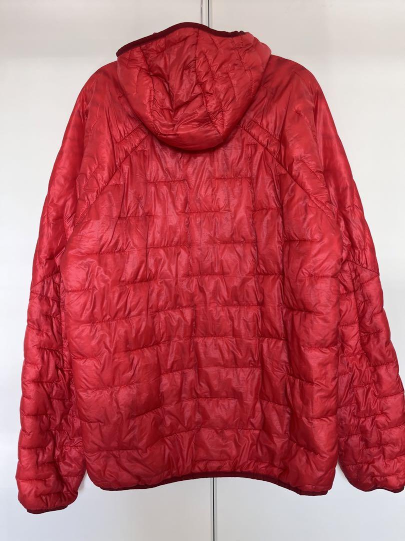 Patagonia マイクロパフフーディ