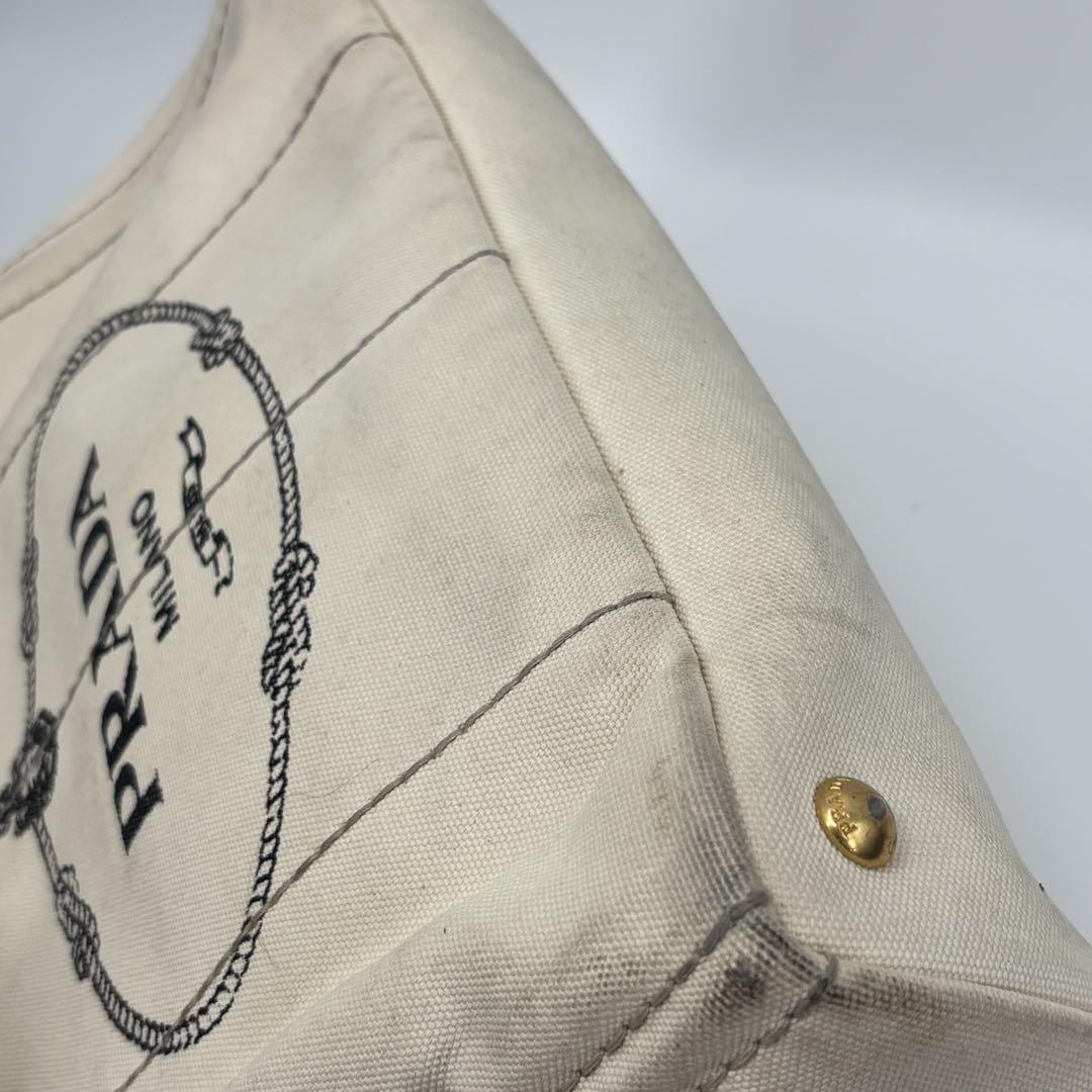 プラダ A4 白タグ トートバッグ ハンドバッグ 金枠ロゴ PRADA カナパ