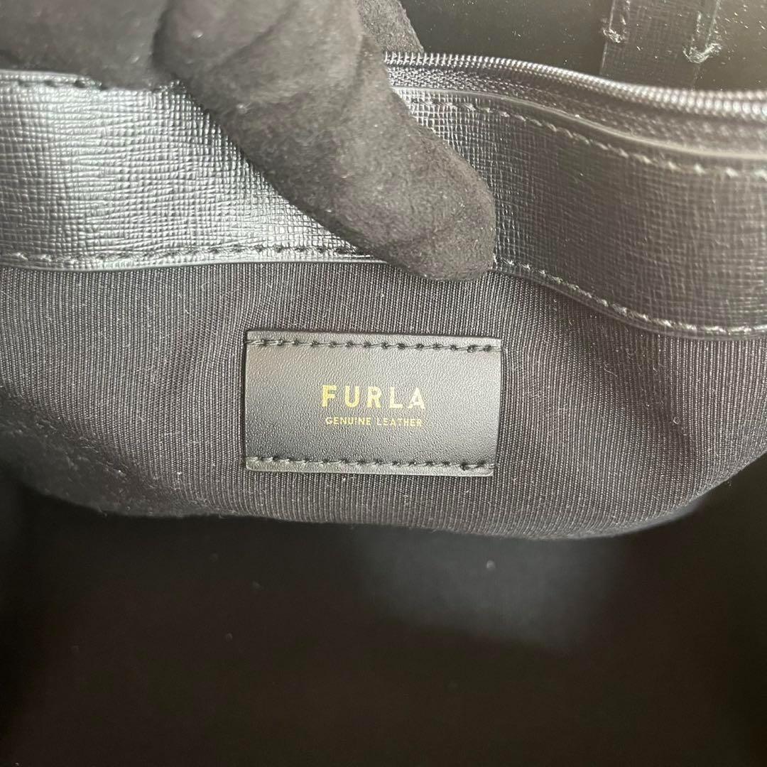 【美品】【現行ロゴ】フルラ オリー トートバッグ ハンドバッグ レザー ブラック