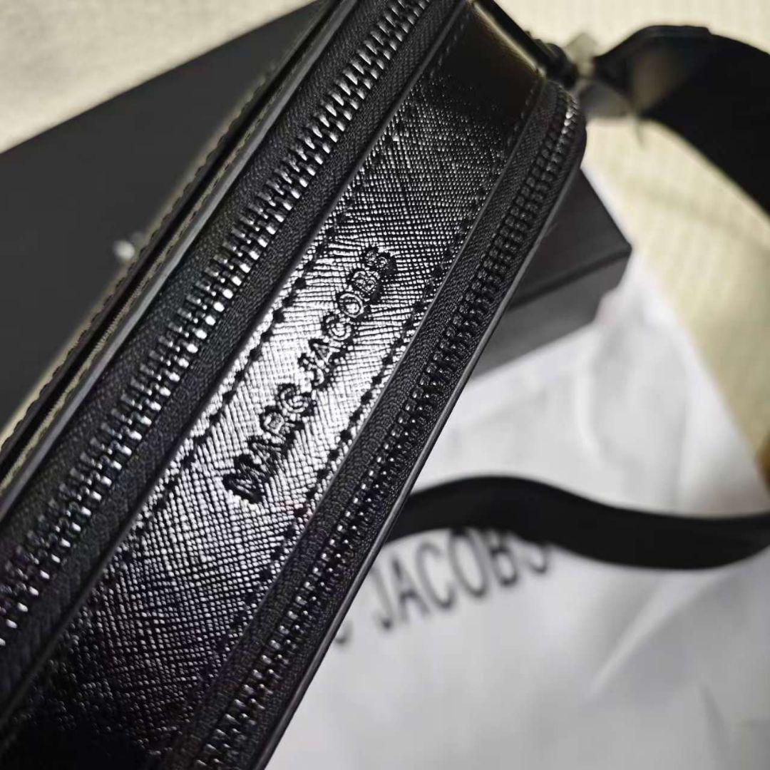 MARC JACOBS スナップショット ショルダーバッグ