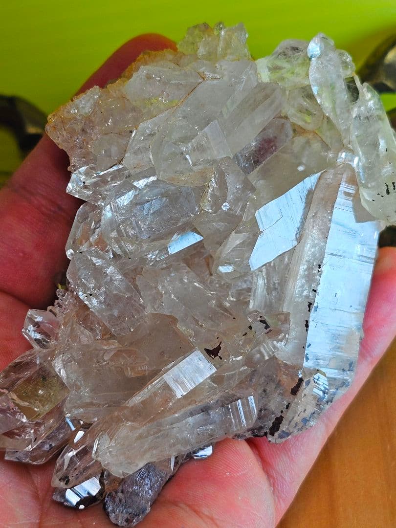 マニカラン水晶クラスター