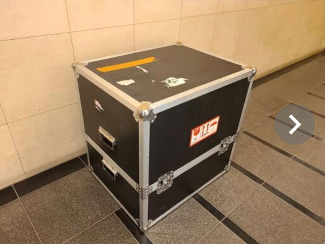 ラックケース　楽器　運搬　大型ハードケース ブラック フォームインサート付き