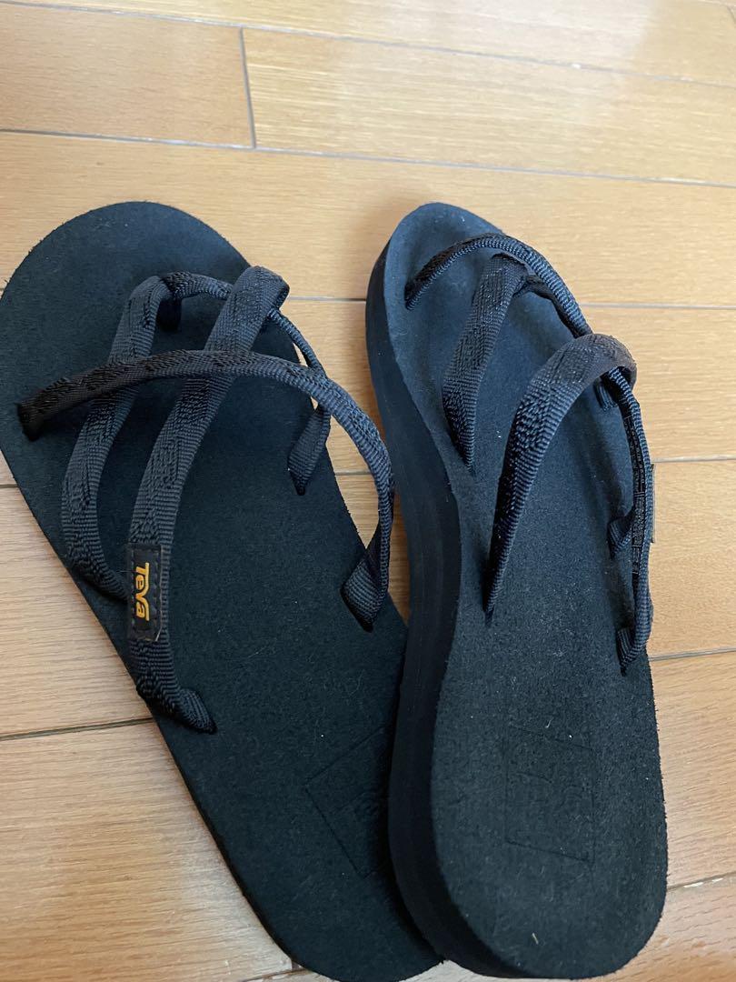 tevaサンダル美品