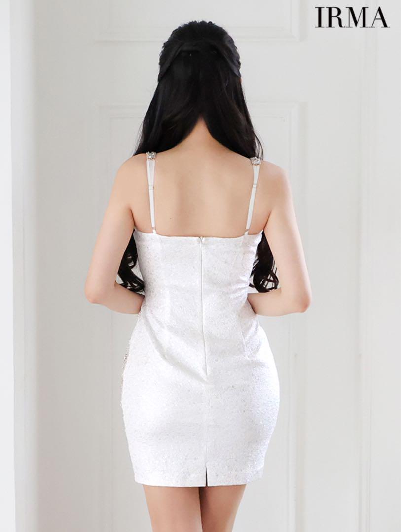 【新品・未使用】IRMA ホワイト タイトドレス　キャバドレス