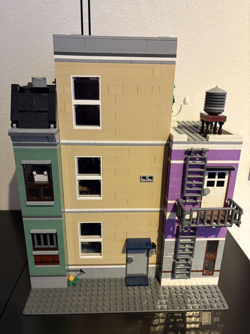 LEGO
