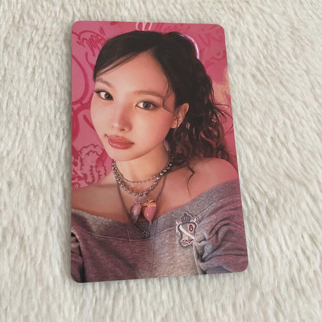 TWICE ポップアップ ストア10000円 特典 トレカ ナヨン - メルカリ