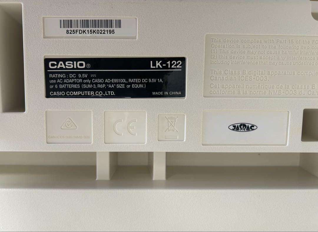 CASIO 電子キーボード 楽譜・マイク付き　LK-122