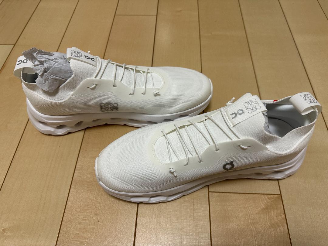 【新品】LOEWE × on スニーカー（白）
