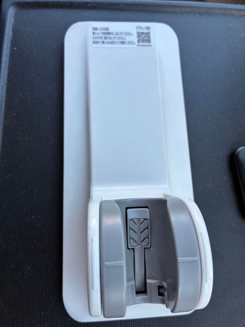 シャワーヘッド用ホルダー ホワイト目立った傷や汚れなし