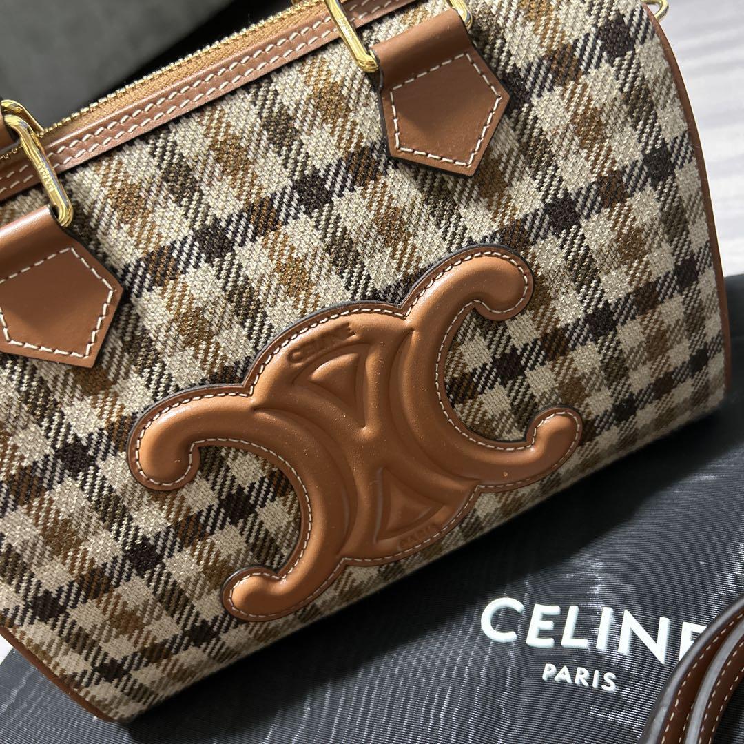 セール 国内 CELINE スモールボストンバッグ 2024aw - メルカリ バッグ