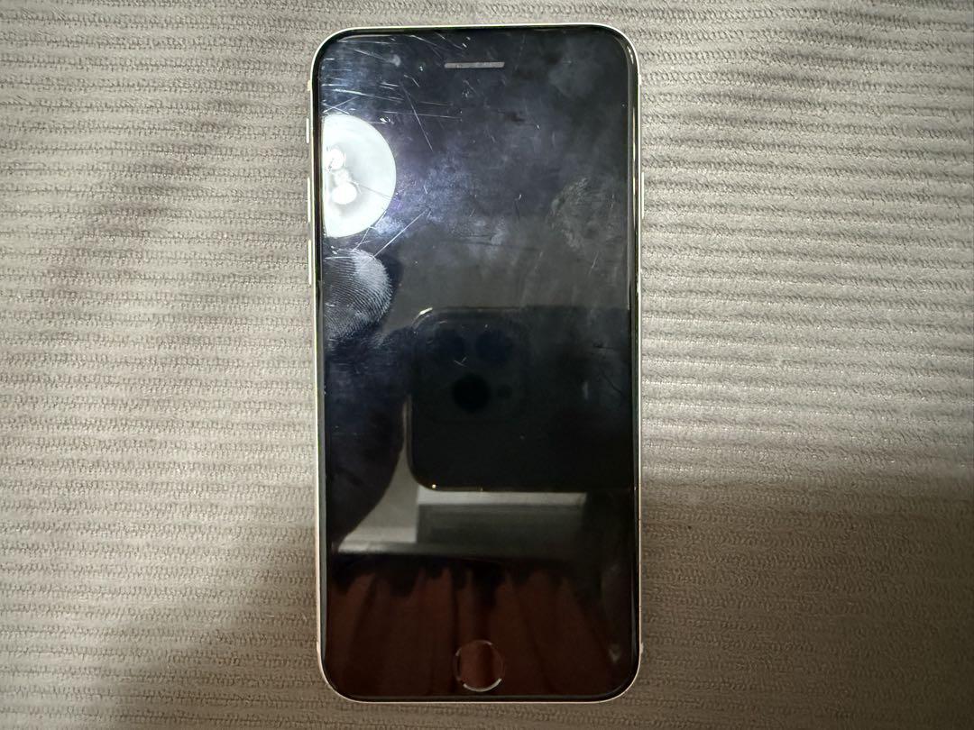 【サワ】iPhone SE3 128GB