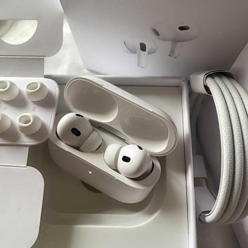AirPods Pro 2 USB C 本体 AirPods Pro 2 - Apple