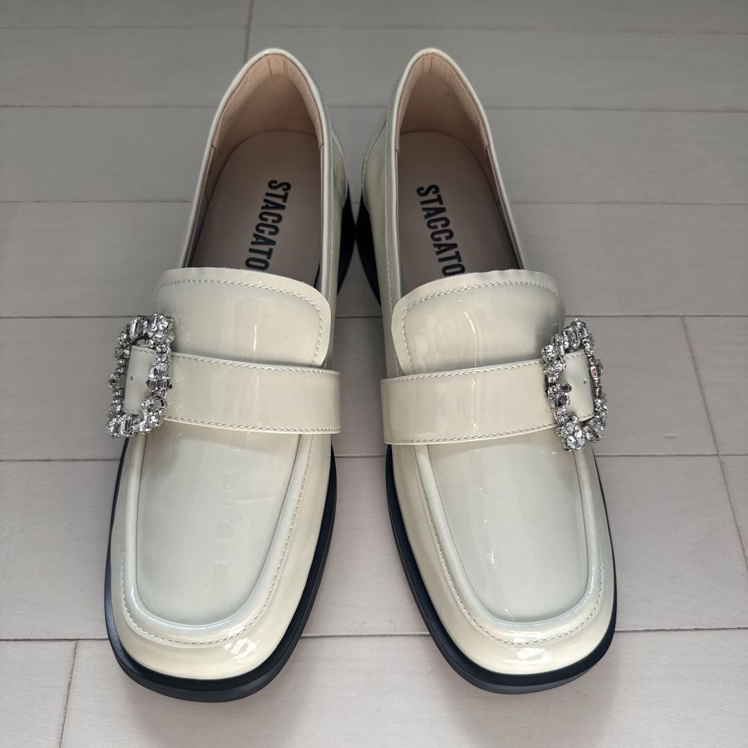 STACCATO エリットバックルローファー　ビジュー付き　ローファー　箱無し