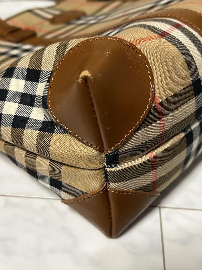 Burberry チェック柄 バッグ