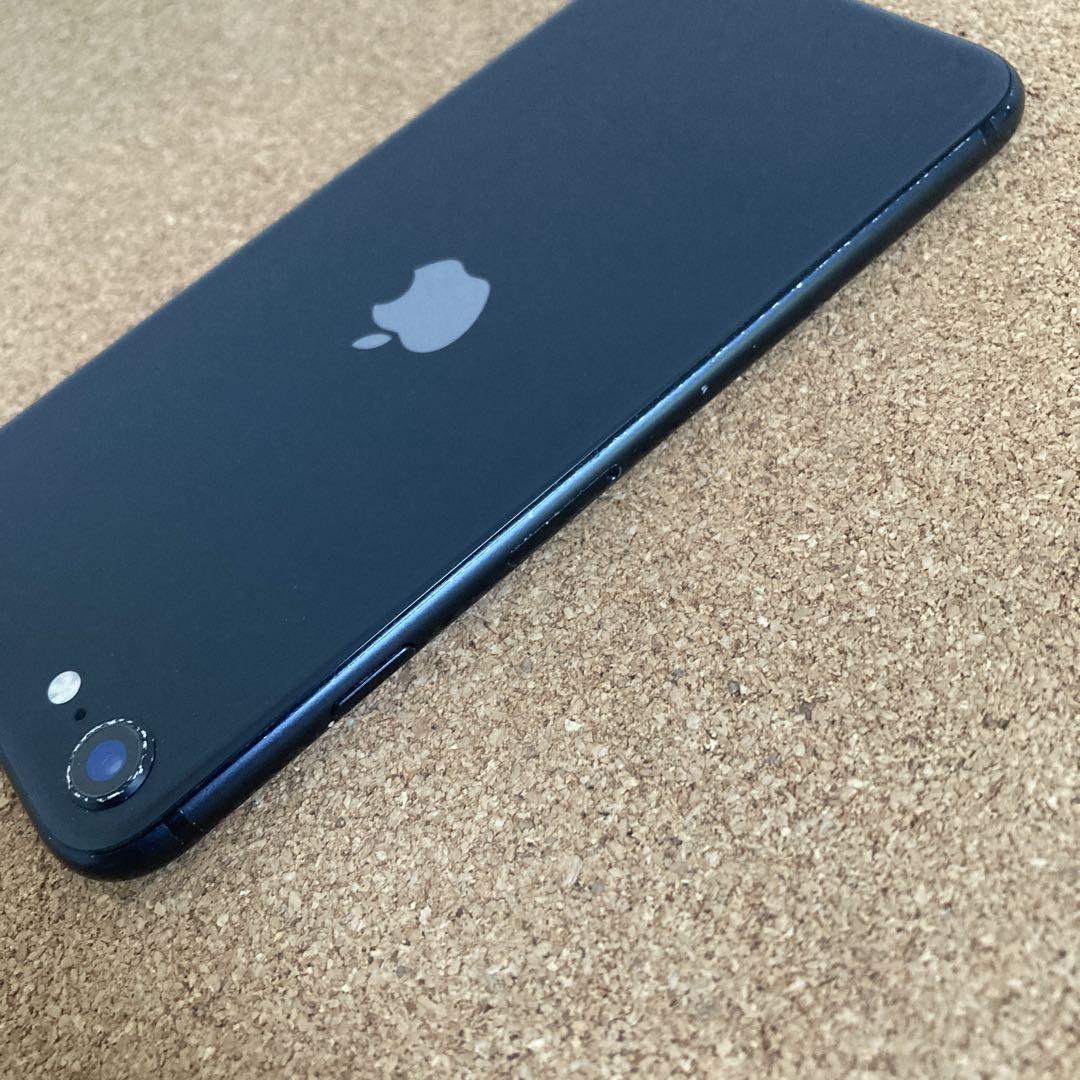 233【早い者勝ち】iPhoneSE2 第2世代 64GB SIMフリー☆