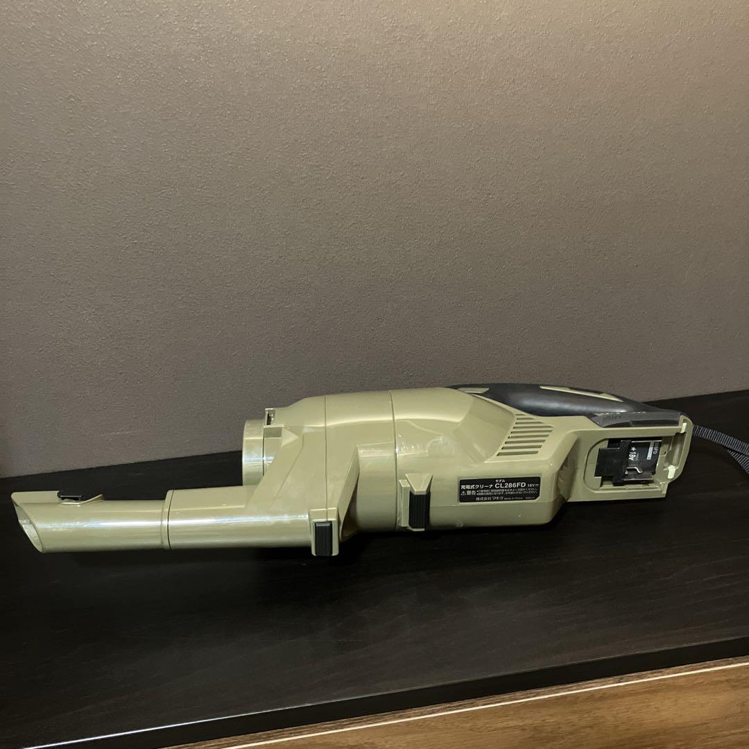 【中古】マキタ CL286FD 18V 充電式クリーナー カーキ