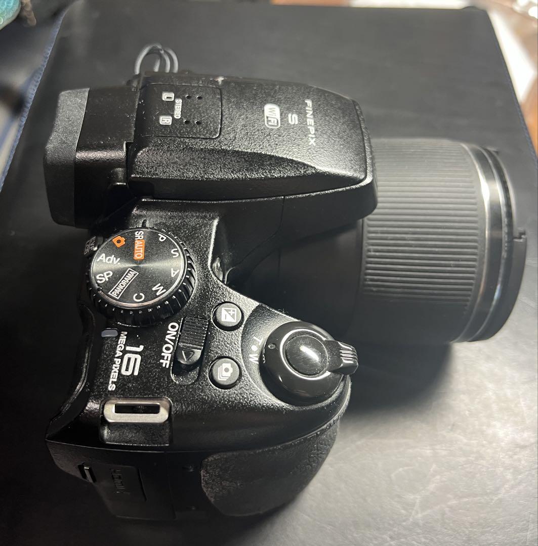 FUJIFILM FINEPIX S9900W 50× Full HD