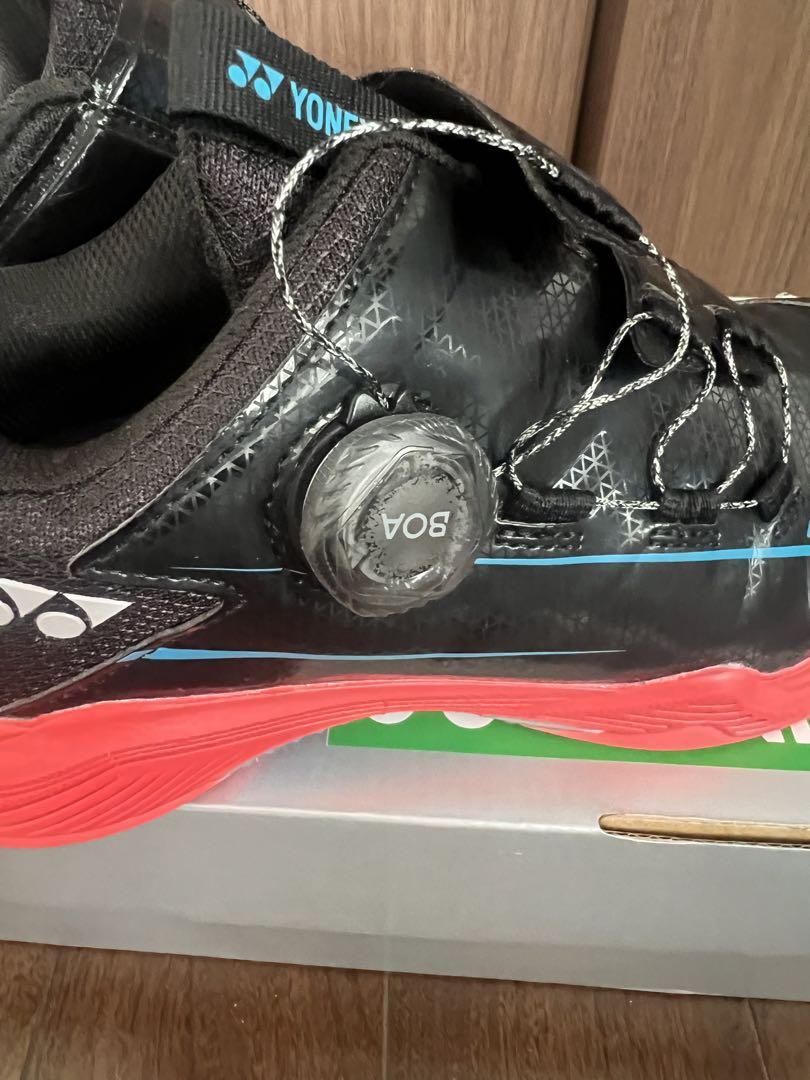 YONEX バドミントンシューズ ブラック/レッド