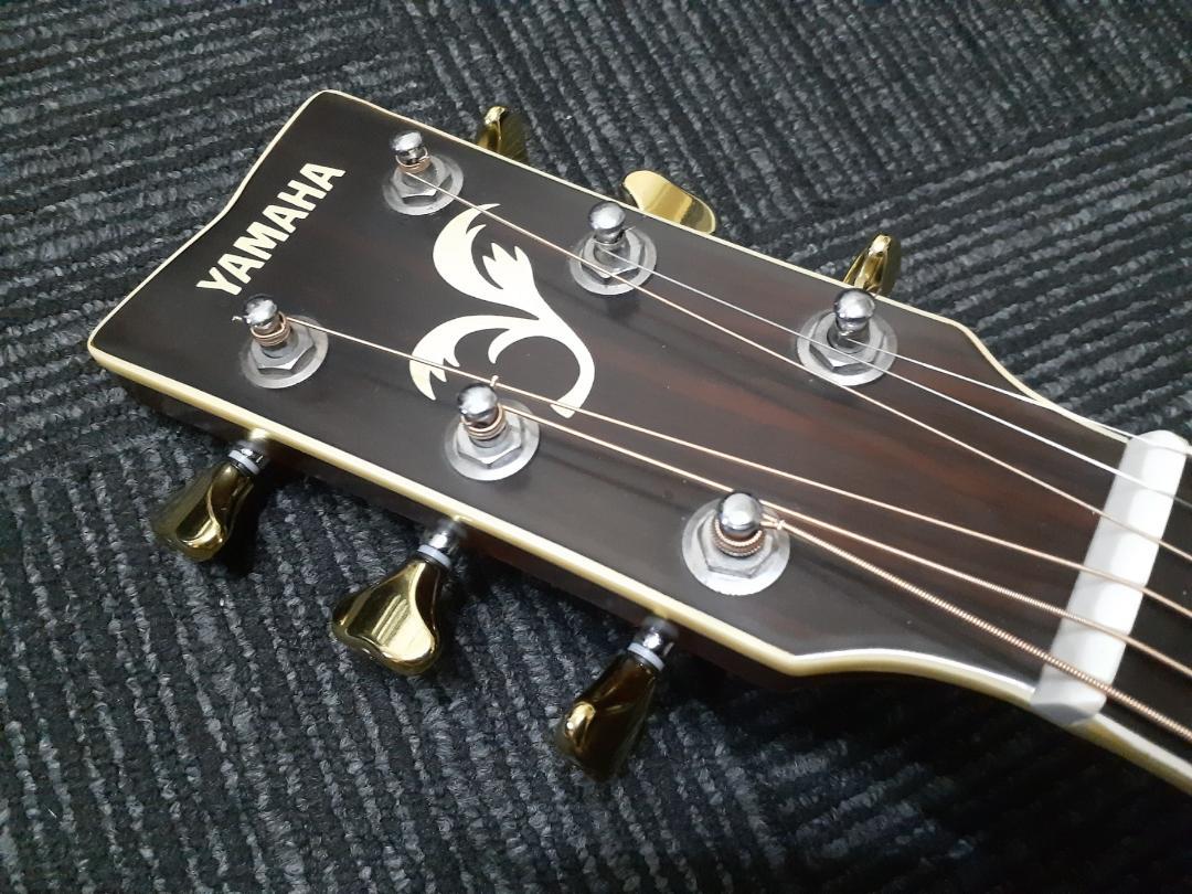 YAMAHA カスタム Fishmanピックアップ搭載 エレアコ仕様