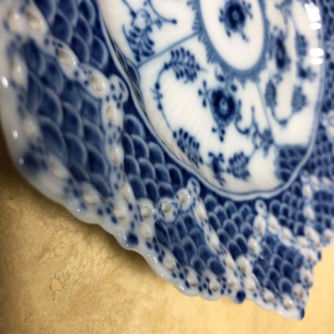 ロイヤルコペンハーゲン ブルーブルーテッド フラレース 16cmプレート ロイヤルコペンハーゲン ブルーブルーテッド フラレース 16cmプレート