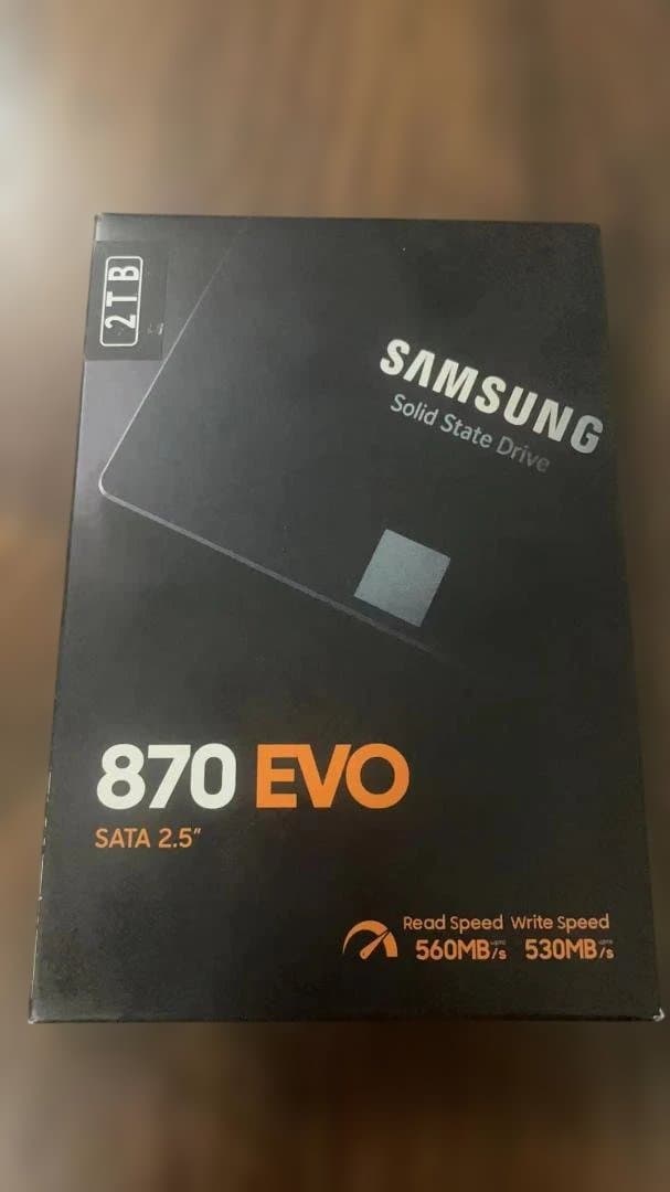 新品未使用品Samsung 870 EVO 2TB SATA 2.5インチSSD