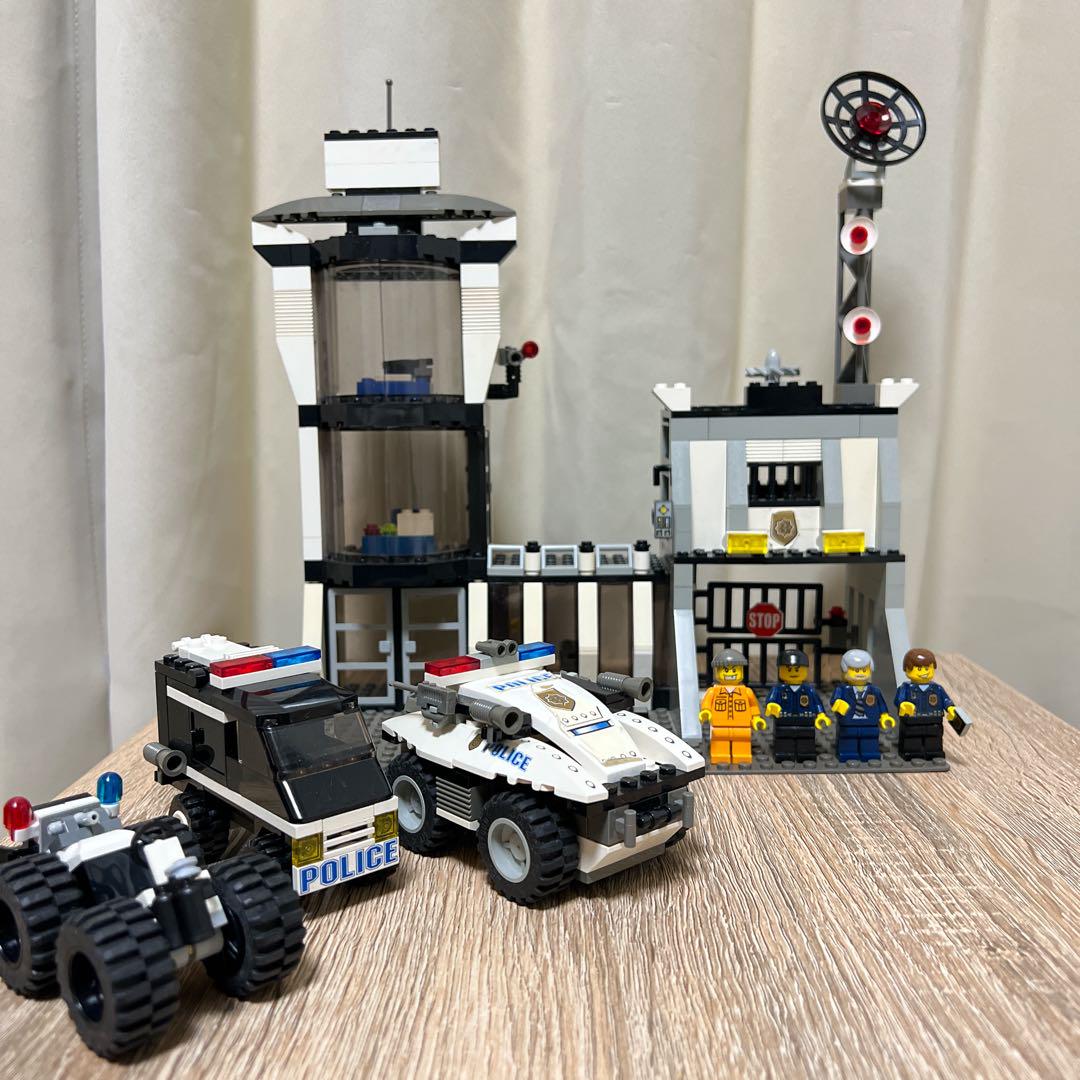 LEGO