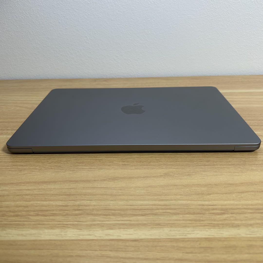 未使用に近いApple MacBook Air M2 13.6 inch