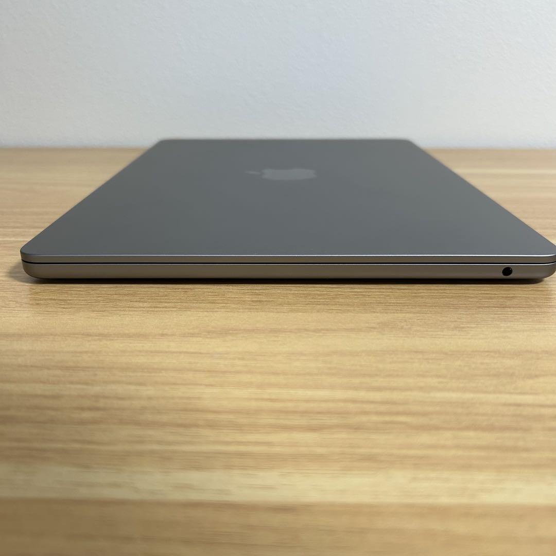 未使用に近いApple MacBook Air M2 13.6 inch